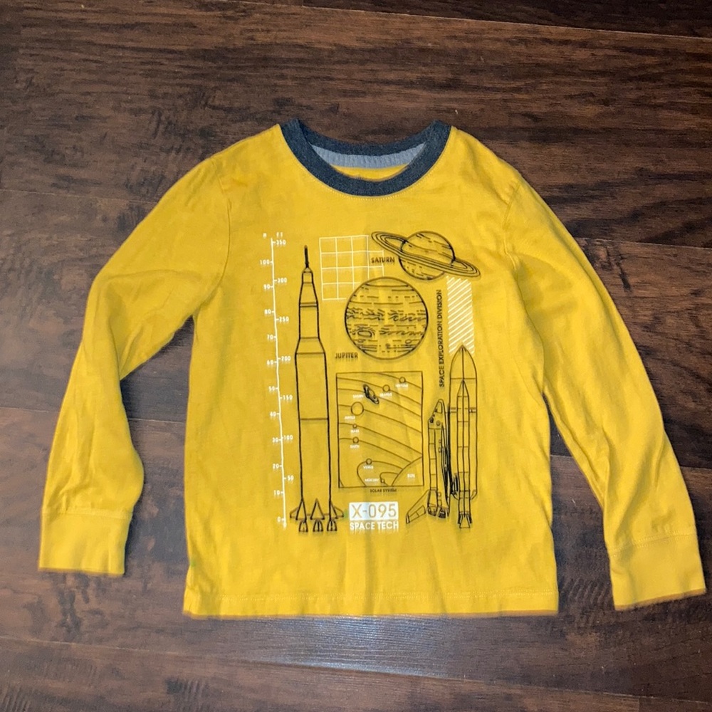 OshKosh B’Gosh Planetary Space Boys T-Shirt in Yellow